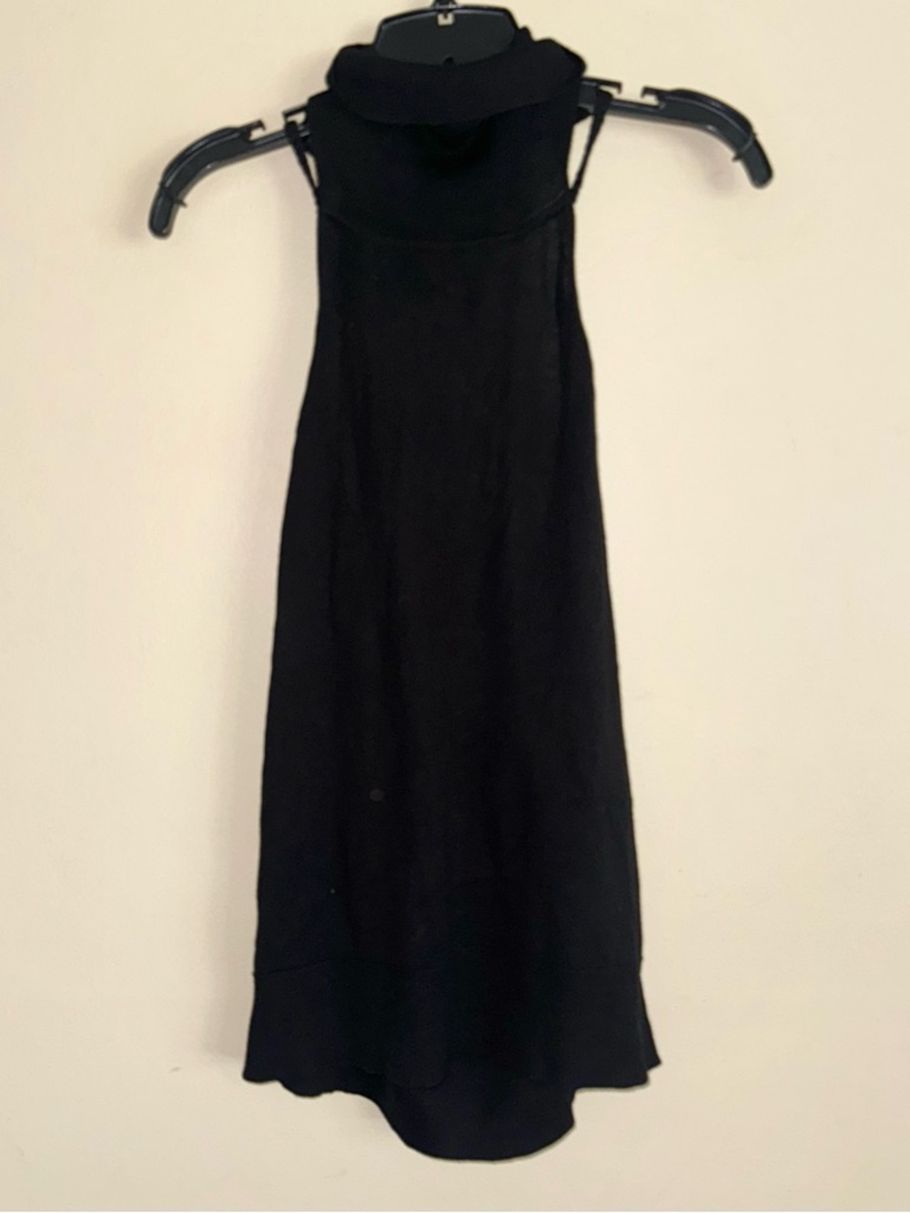 ROI Revolve Brand Black Cashmere / Silk Turtleneck Backless Tank Blouse M NWT!